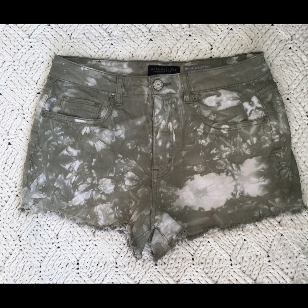 Aeropostale High Waisted Shorty Size 10